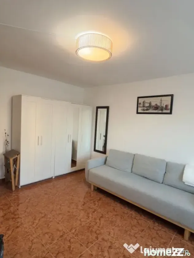 Piata sudului etaj 5 decomandat