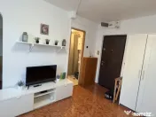 Piata sudului etaj 5 decomandat 