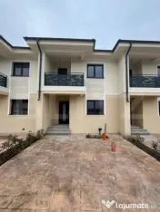 Casa in Leamna de jos, in inima naturii. Ideala pentru famil