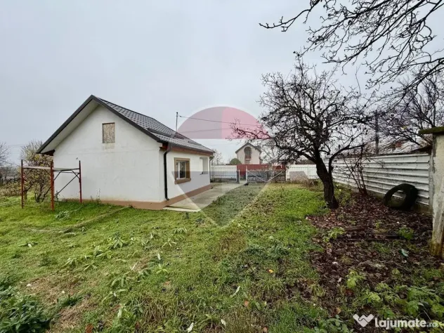 Casă cu 2 camere de vânzare Jaristea