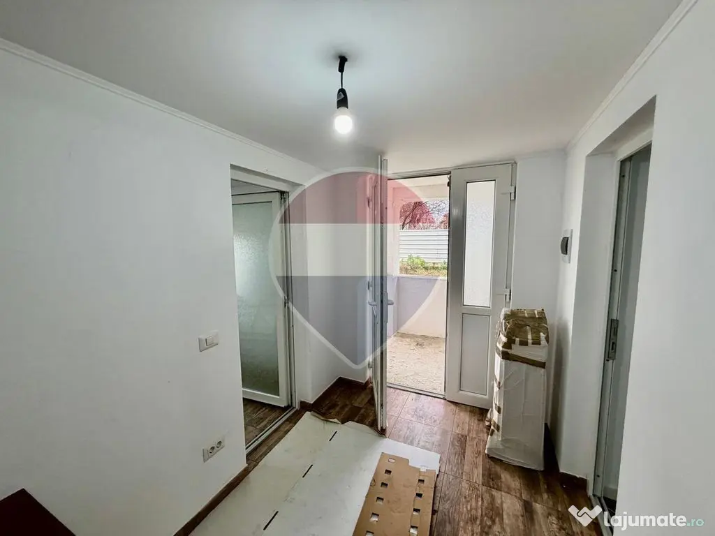 Casă cu 2 camere de vânzare Jaristea