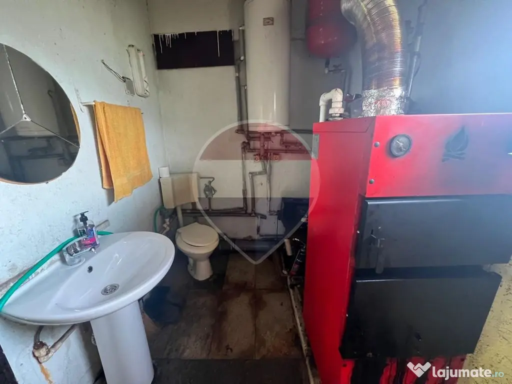 Casă 3 camere Podul Zamfirei - drumul Suraii