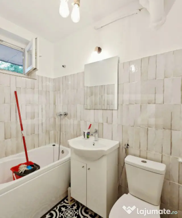 Apartament 2 camere, 45 mp, zona 1 Decembrie, langa parc