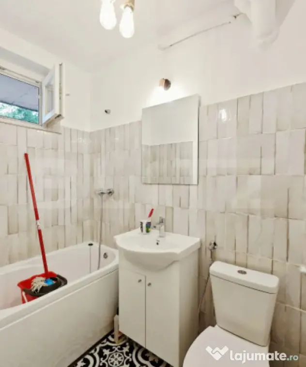 Apartament 2 camere, 45 mp, zona 1 Decembrie, langa parc