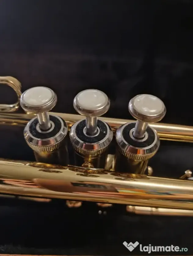 Trompeta Maxtone 1970 Bb – Gold Lacquer – Nouă + Hard Case