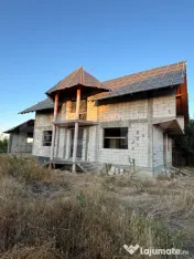 Casa la Roșu | 280 mp Utili | Teren 1.400 mp | Udești, Jud 