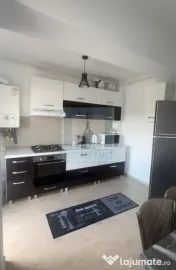 Se închiriază apartament 2 camere/ zona Rulmentul