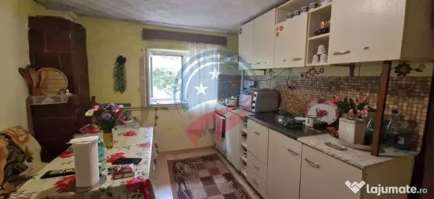 Casă parter cu teren generos de 595 mp, în Șimnicul de...