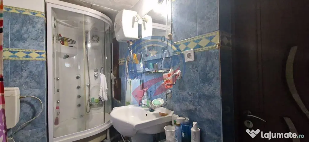 Casă parter cu teren generos de 595 mp, în Șimnicul de...