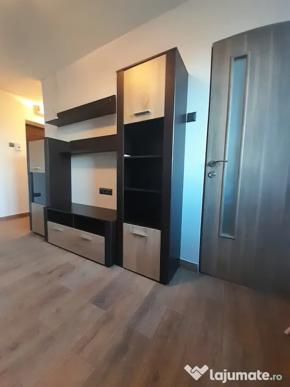Garsonieră etaj 3 de vânzare Oradea