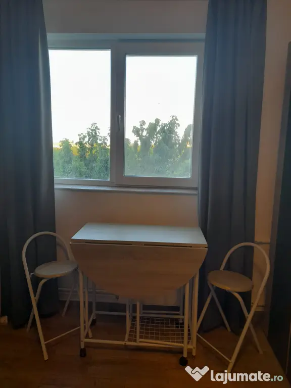 Garsonieră etaj 3 de vânzare Oradea
