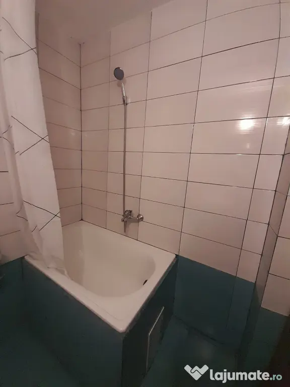 Garsonieră etaj 3 de vânzare Oradea