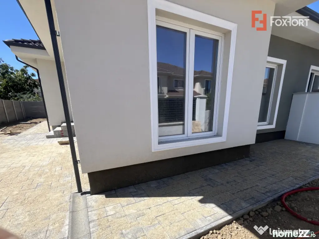 Duplex cu 4 camere si teren de 250 mp - Mosnita Noua