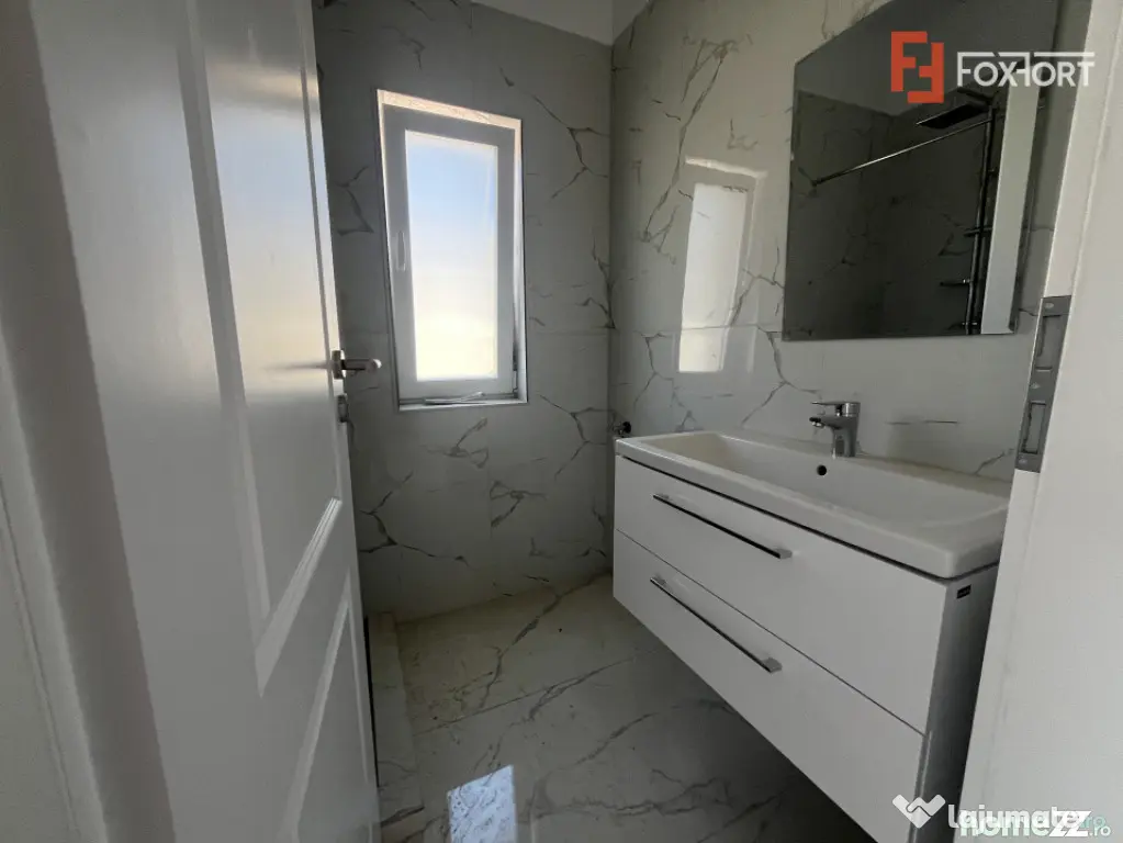 Duplex cu 4 camere si teren de 250 mp - Mosnita Noua