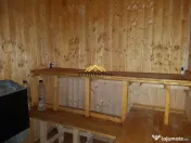 CASA CU ETAJ IN ORAS
