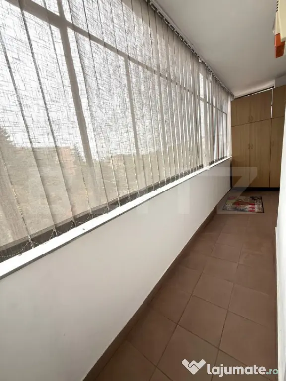 Apartament de vanzare - Zona Semicentala - Ideal Investitie