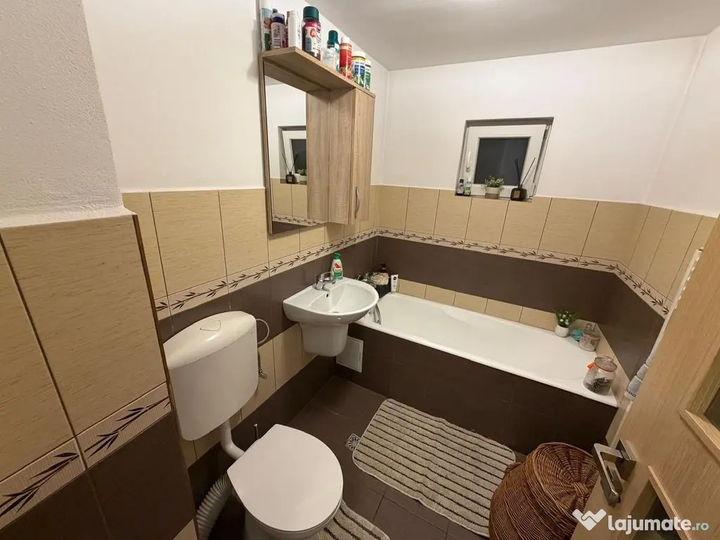 Apartament cu 2 camere de vanzare in Lugoj, Cartier Stadion