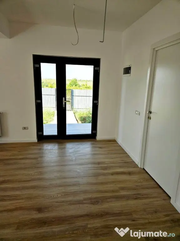 Casă VIȘAN, 3 camere decomandat 74 mp utili, teren 430 ...