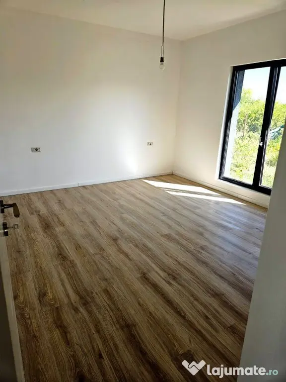 Casă VIȘAN, 3 camere decomandat 74 mp utili, teren 430 ...