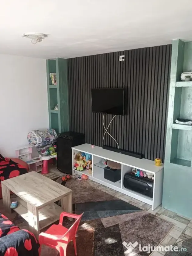 Casă PIETRĂRIE | 2 camere, 70 mp, 400 mp teren, loc de ...