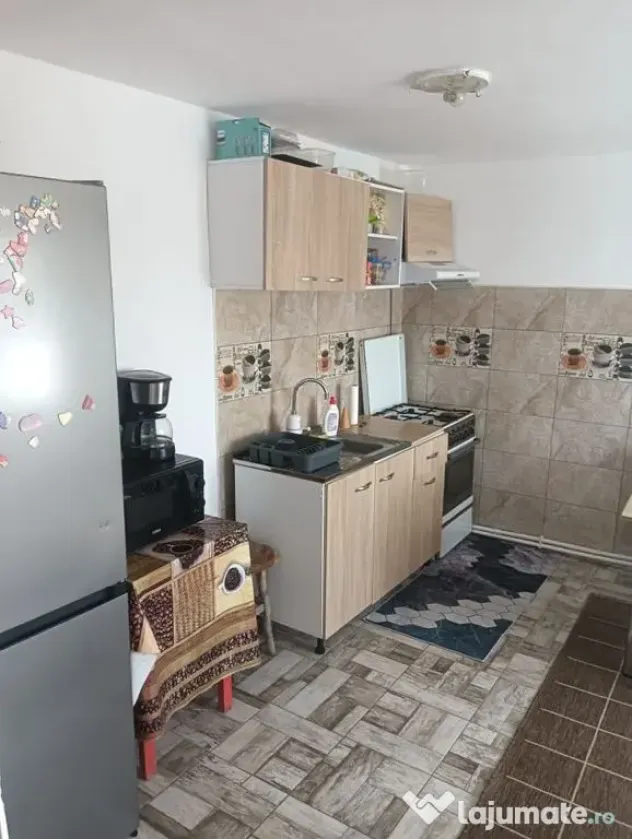 Casă PIETRĂRIE | 2 camere, 70 mp, 400 mp teren, loc de ...