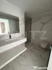 Apartament 3 camere, 2 bai, parcare, zona UMF