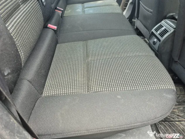 Peugeot 407,Berlina,2.0Hdi Automatik Euro 4,136cp,16v,primul proprietar România