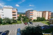 Apartament decomandat, vedere frumoasa, etaj2, Zarnesti, Bra 