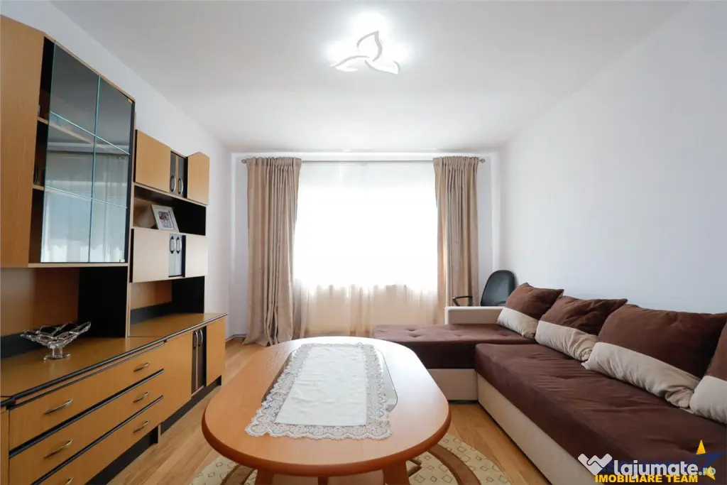 Apartament decomandat, vedere frumoasa, etaj2, Zarnesti, Bra