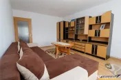 Apartament decomandat, vedere frumoasa, etaj2, Zarnesti, Bra 