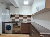 Apartament 2 camere, mobilat, parcare str.Eroilor Floresti 