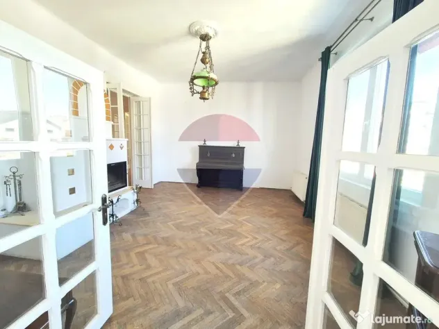 Vila | Apartament 4 camere de închiriat Metrou Tineretul...