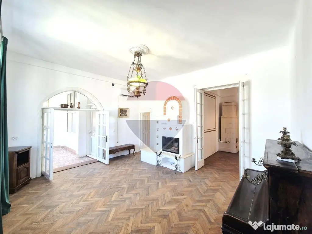 Vila | Apartament 4 camere de închiriat Metrou Tineretul...
