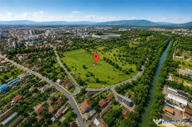 Teren intravilan generos, in inima Cetatii Targoviste, Dambo