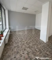 Spațiu comercial cu 2 camere, baie și cameră tehnică –