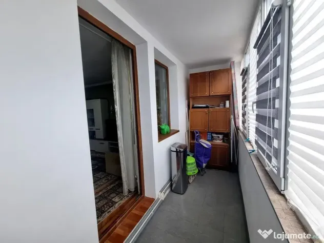 Ferdinand consulatul Turc- apartament 3 camere 80 mp reno...