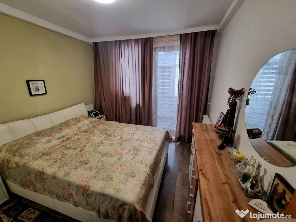 Ferdinand consulatul Turc- apartament 3 camere 80 mp reno...