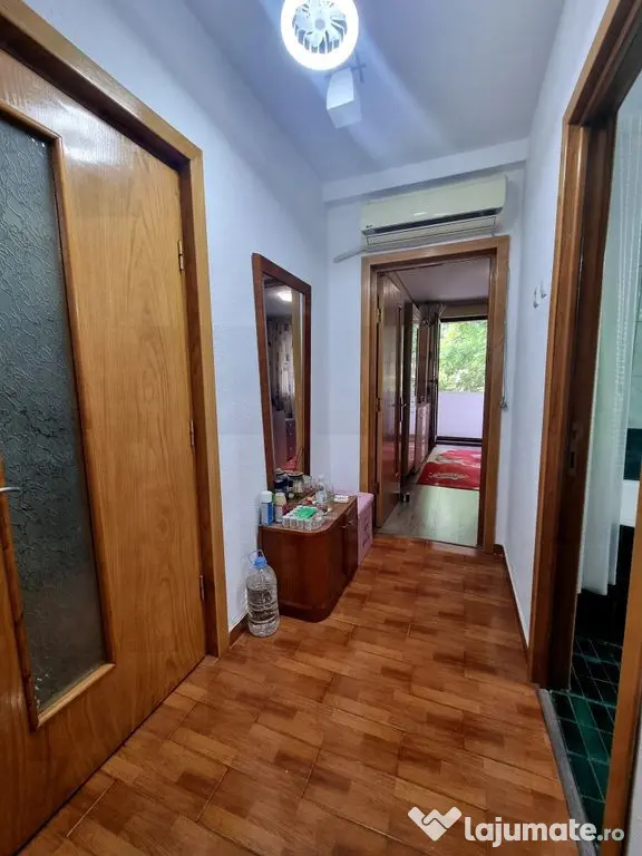 Ferdinand consulatul Turc- apartament 3 camere 80 mp reno...