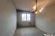 Apartament 2 camere, cartierul Florilor, renovabil, spatiu v 