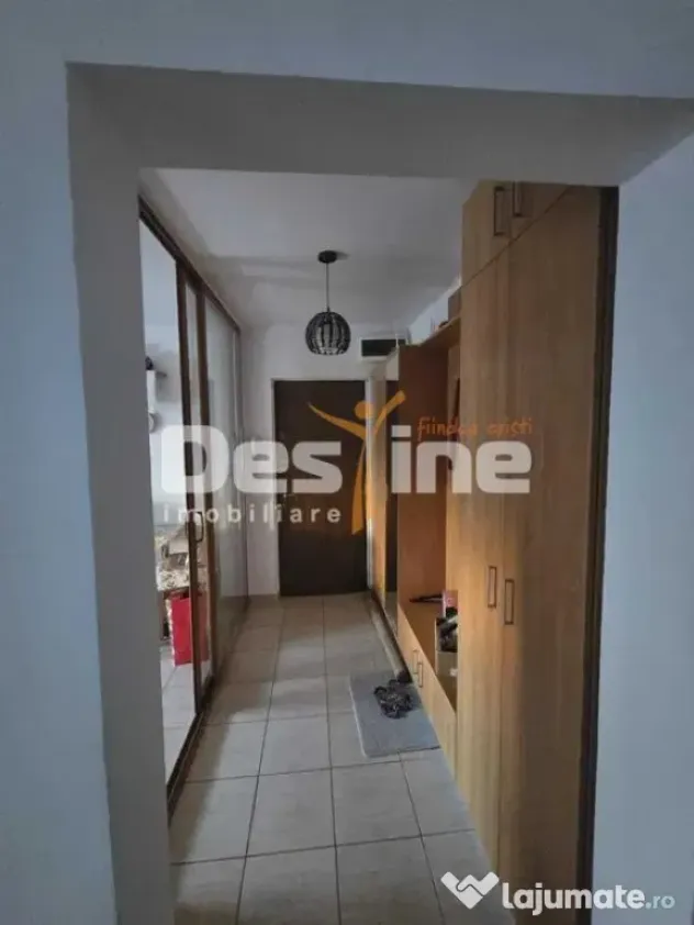APARTAMENT 3 CAMERE DECOMANDAT