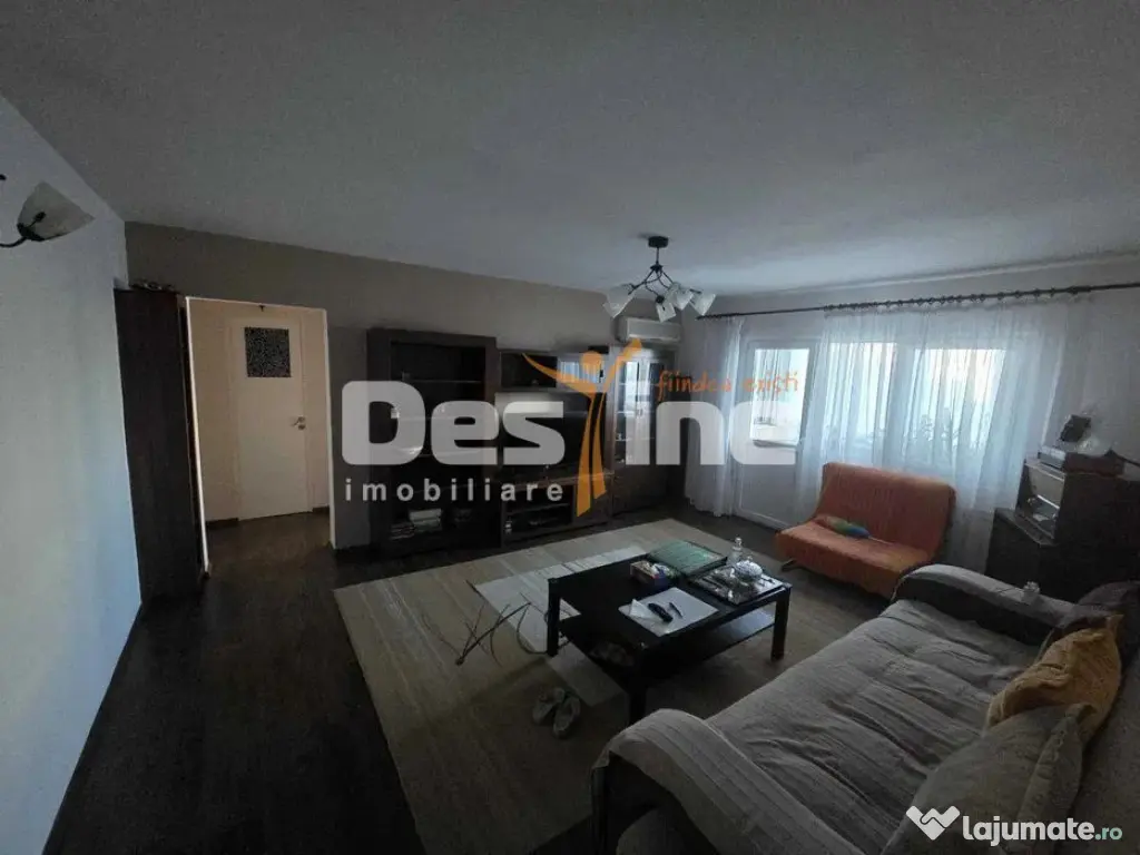 APARTAMENT 3 CAMERE DECOMANDAT