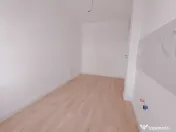 Apartament o cameră | 38 mp | parter | zona Terra