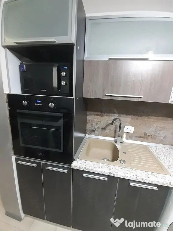 De inchiriat apartament cu o camera Micro 21 Galati, part...
