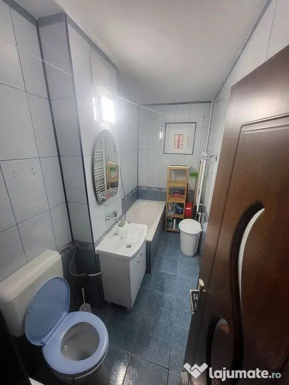De inchiriat apartament cu o camera Micro 21 Galati, part...