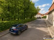 Casa individuala, compusa din 2 apartamente, zona Premium, 