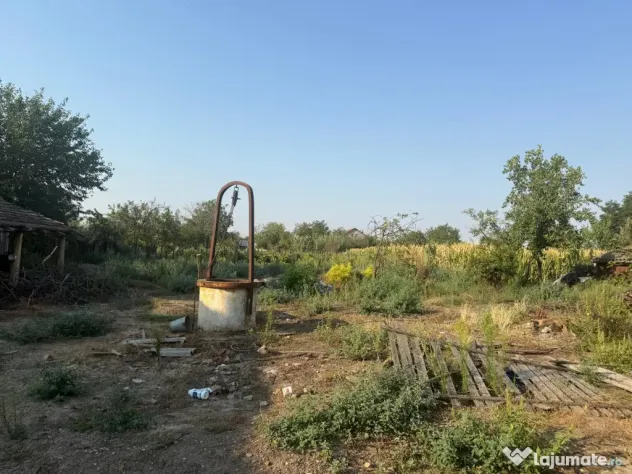 Teren intravilan 2.400 mp în Băilești 24 m deschidere la strada