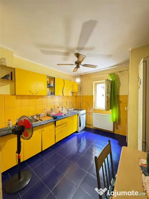 Simion Barnutiu - 2 Camere - Etaj 2 - Bloc izolat