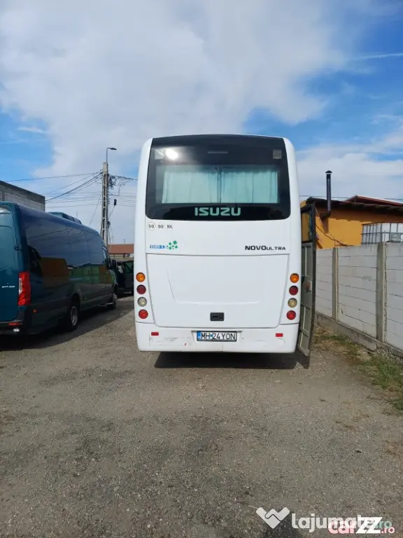 Autocar Isuzu Novo Ultra, an 2013, Euro 5, AC, 190 CP, 5.200 cmc, 30 de locuri