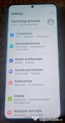 Samsung Galaxy S20 Plus superb