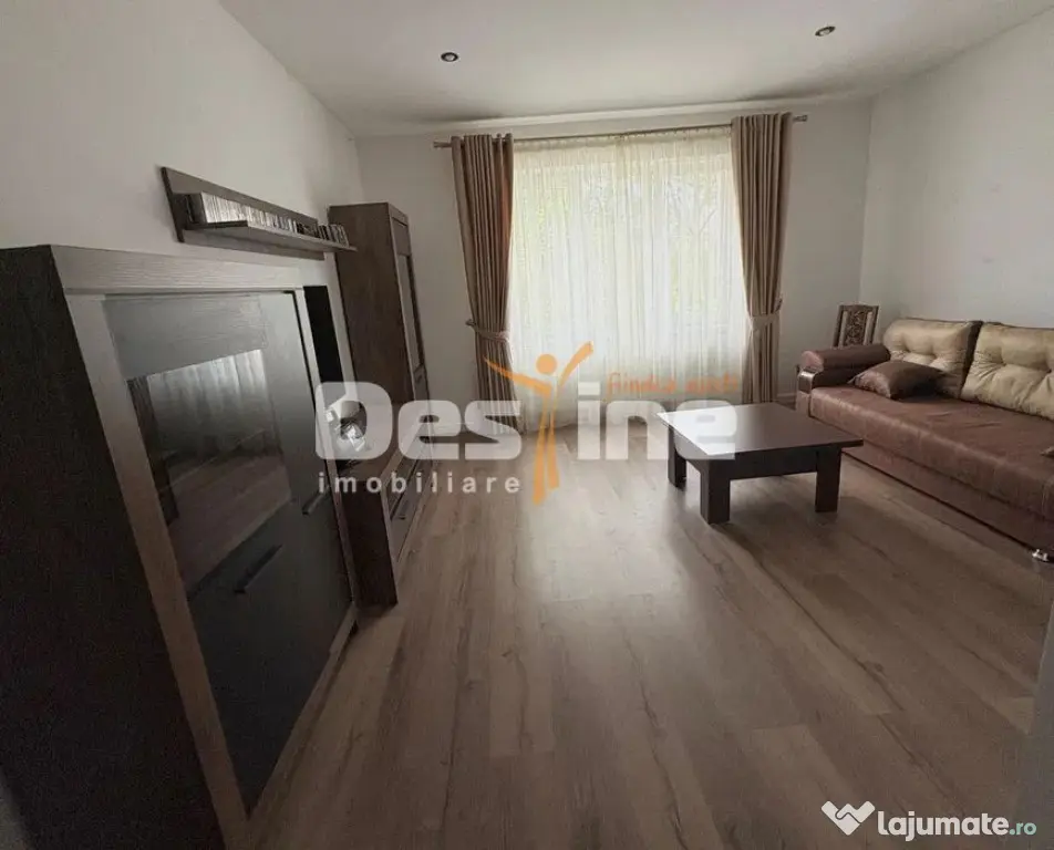 Apartament 2 camere decomandat cu loc de parcare situat l...